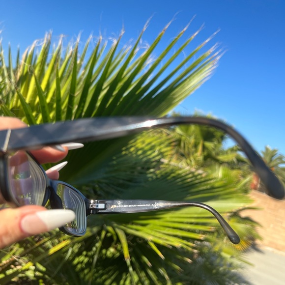 LOWEST PRICE BURBERRY - Picture 4 of 13